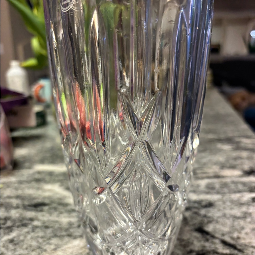 Royal Gallery Elegant Crystal Vase - Picture 13 of 16